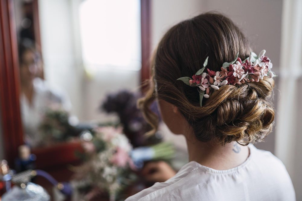 Wedding Hair Styles That Exude Elegance and Simplicity