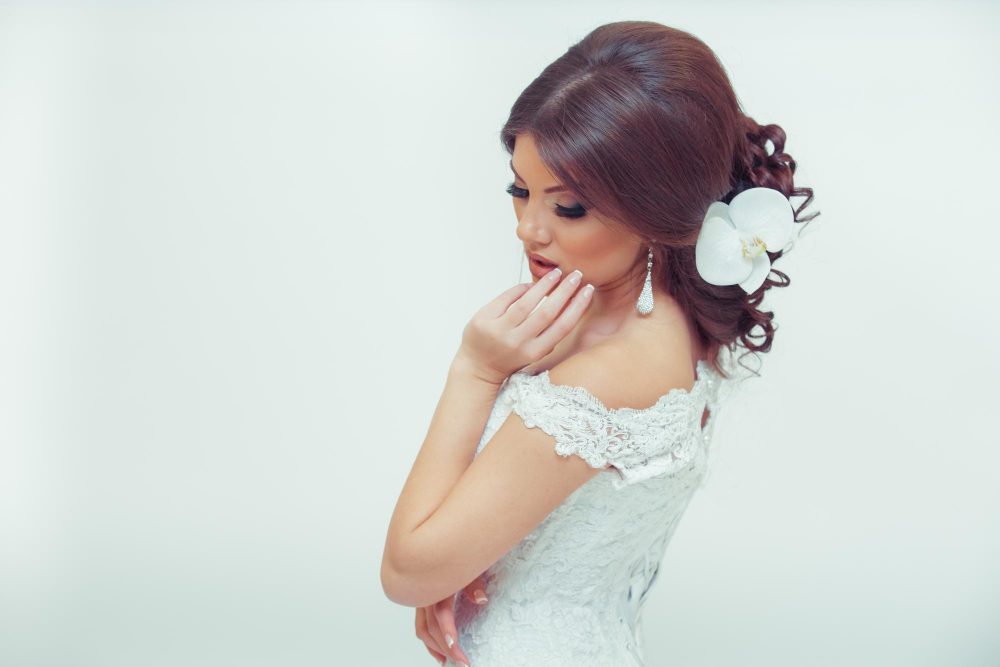 Hollywood Waves Bridal Hair Trend
