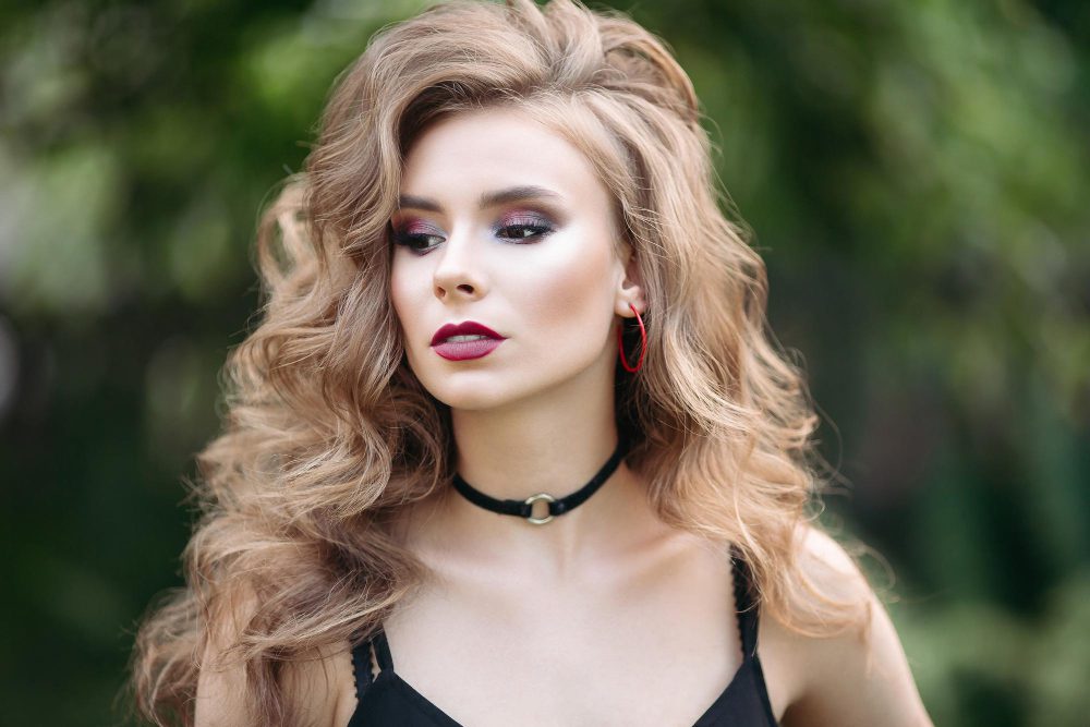 Hollywood Waves Bridal Hair Trend3